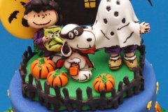 Charlie_Brown_Halloween_cake_1