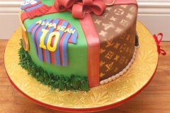 Half_soccer_half_LV_gift_cake.jpg