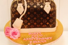 LV_anniversary_cake