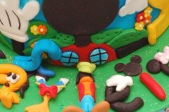 Mickey_1_tier_clubhouse_cake_1