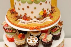 Owls_and_leaves_baby_shower_cake