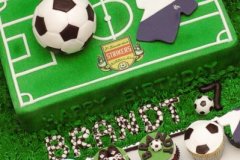 Soccer_field_cake