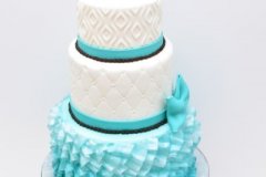 Turquoise_ruffles_wedding_cake_1.JPG