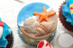 Beach_themed_cupcakes_5