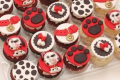Dalmatian_cupcakes.jpg