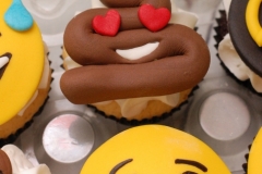 Emojie_cupcakes_2