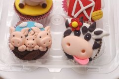 Farm_animal_cupcakes