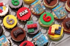Lego_and_wii_cupcakes