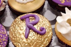 Sweet_16_pink_and_purple_cupcakes_2
