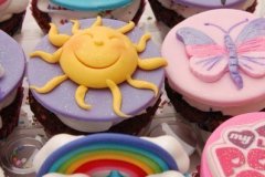 rainbow_cupcakes.jpg