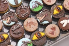 T-rex_Dinosaurs_cupcakes