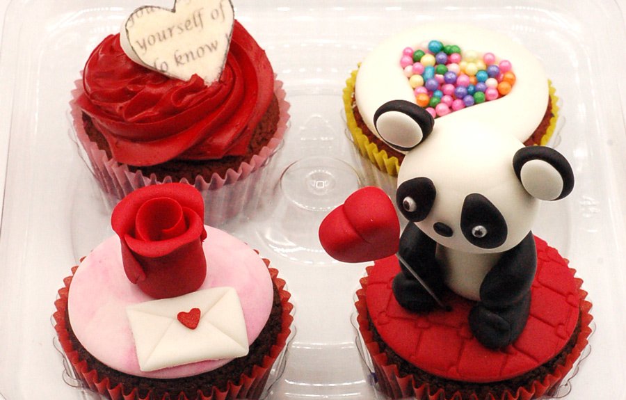 11-1pm: CUPCAKES 101 VALENTINE'S EDITION